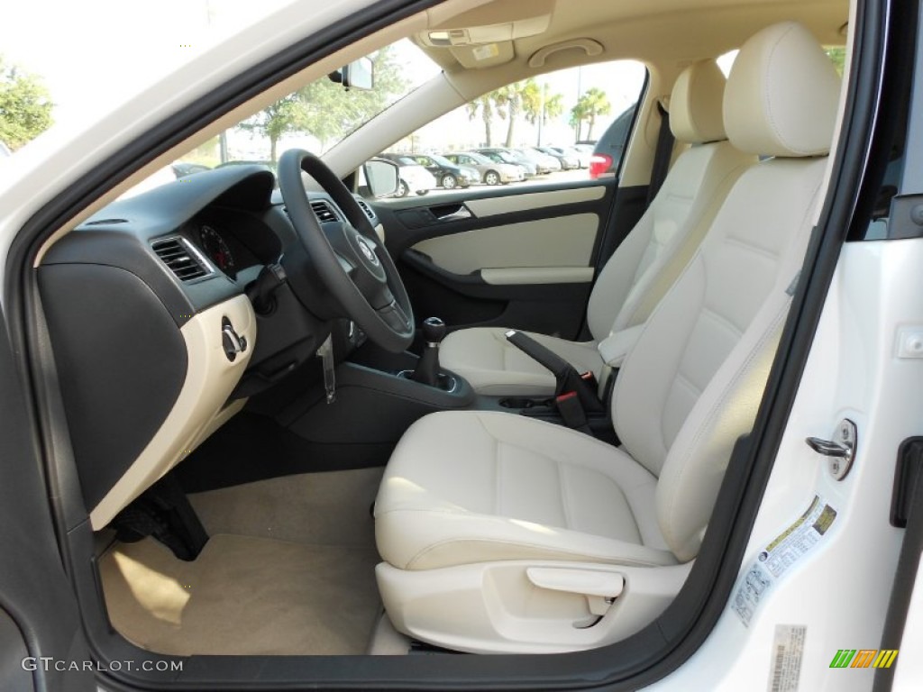 Cornsilk Beige Interior 2011 Volkswagen Jetta SE Sedan Photo #52033263