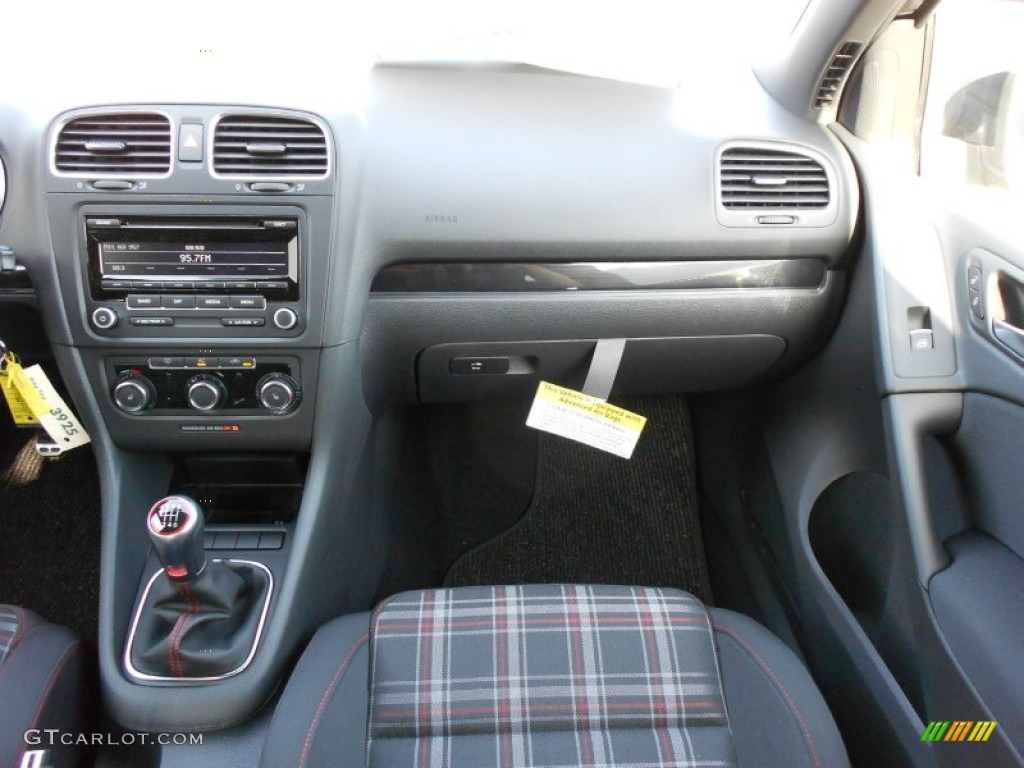 Interlagos Plaid Cloth Interior 2012 Volkswagen GTI 2 Door Photo #52033599