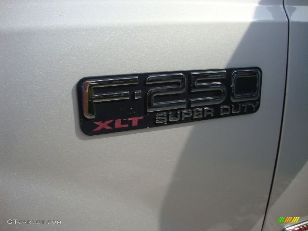2004 F250 Super Duty XLT Crew Cab 4x4 - Silver Metallic / Medium Flint photo #34