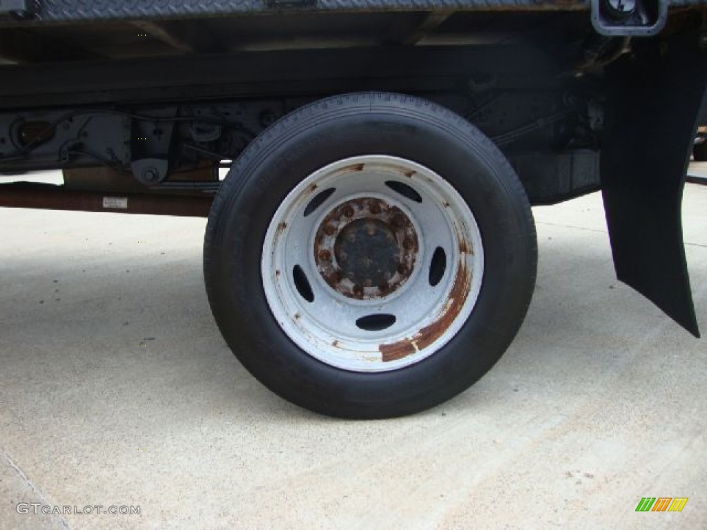 2005 Ford F450 Super Duty XL Regular Cab Chassis Wheel Photos