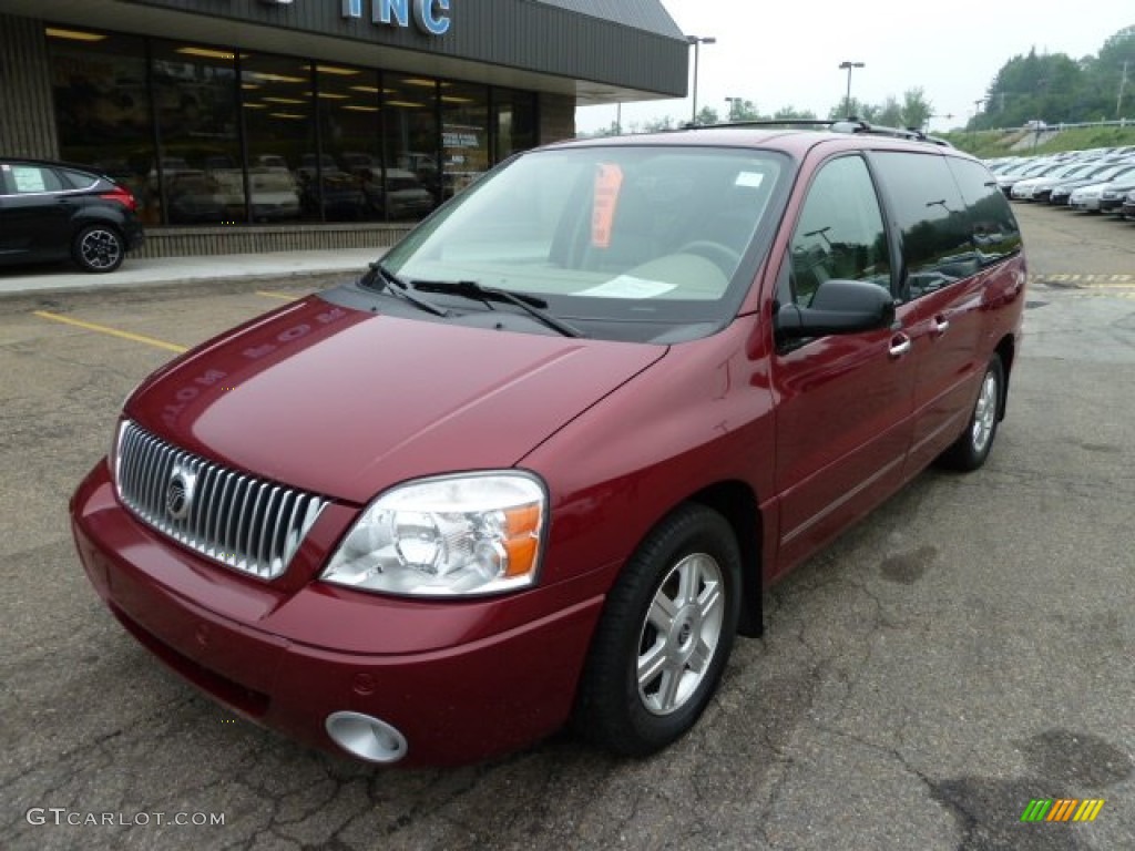 2004 Monterey Luxury - Matador Red Metallic / Pebble photo #8