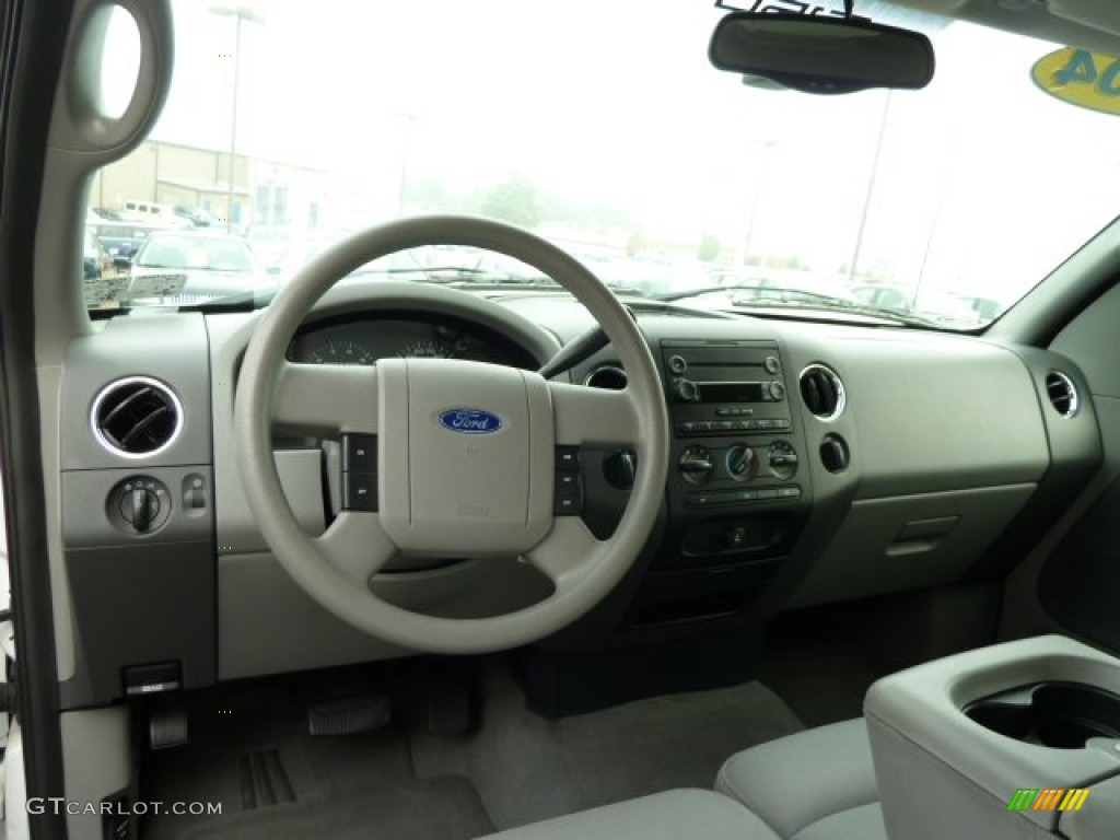 2004 F150 XLT SuperCrew 4x4 - Oxford White / Tan photo #12