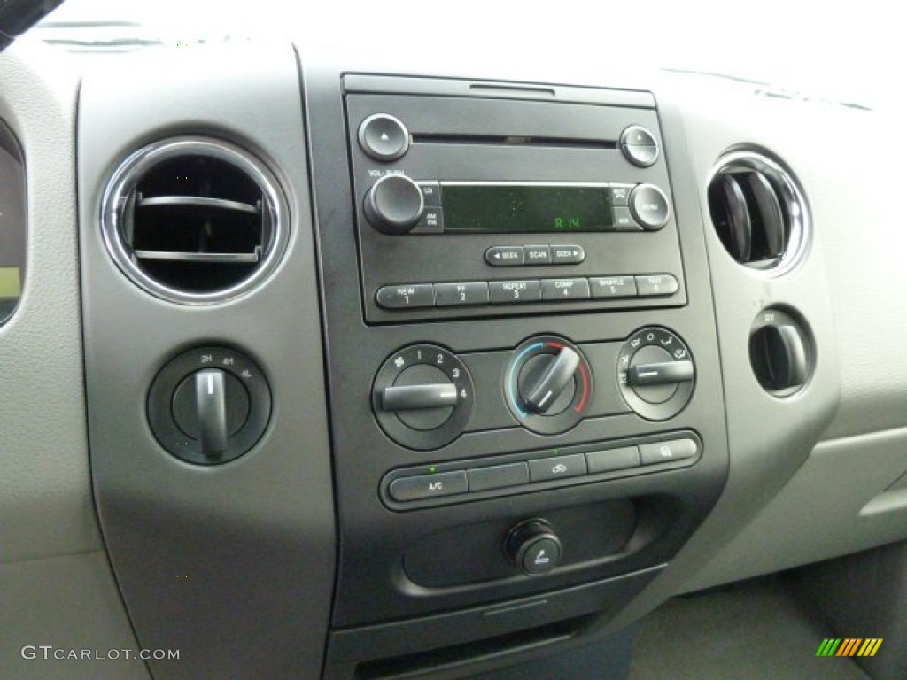 2004 F150 XLT SuperCrew 4x4 - Oxford White / Tan photo #18