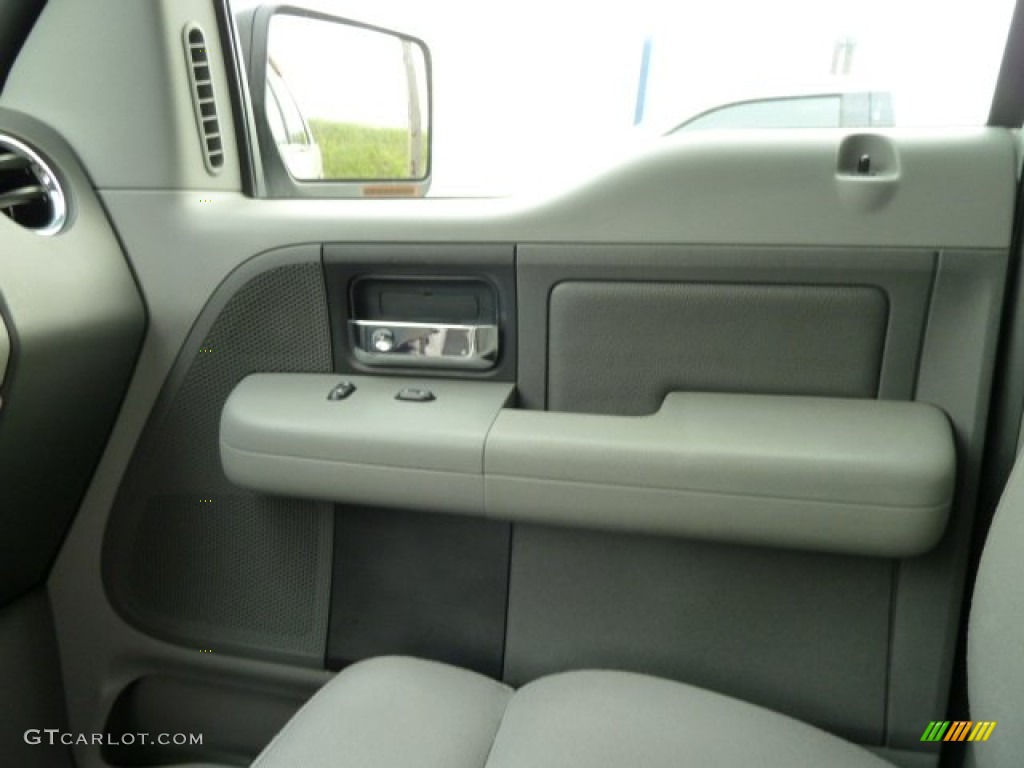 2004 F150 XLT SuperCrew 4x4 - Oxford White / Tan photo #19