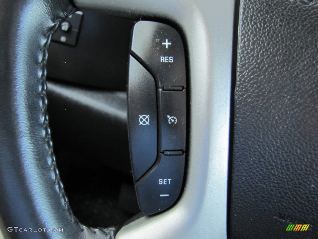 2007 GMC Sierra 1500 SLE Crew Cab 4x4 Controls Photo #52038234