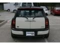 Pepper White - Cooper Clubman Photo No. 9