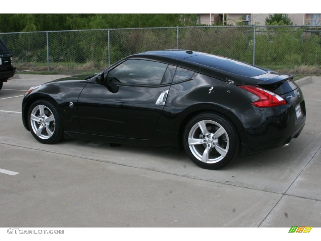 2010 370Z Touring Coupe - Magnetic Black / Black Leather photo #2