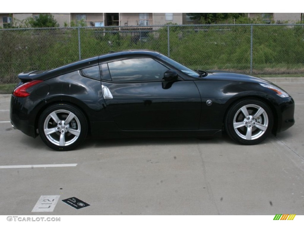 2010 370Z Touring Coupe - Magnetic Black / Black Leather photo #4