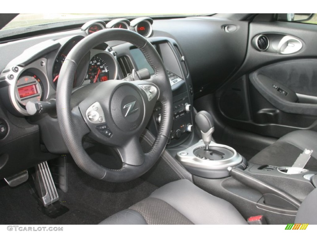 2010 370Z Touring Coupe - Magnetic Black / Black Leather photo #13