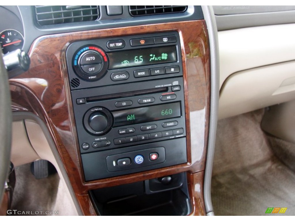 2004 Subaru Outback 3.0 L.L.Bean Edition Wagon Controls Photo #52043828