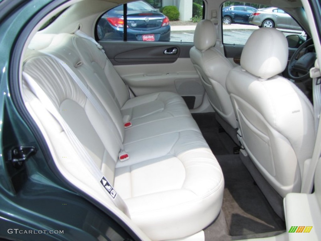 Light Parchment Interior 1999 Lincoln Continental Standard Continental Model Photo #52045082