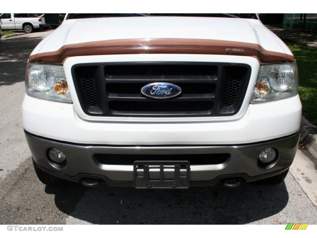 2006 F150 FX4 SuperCab 4x4 - Oxford White / Black photo #17