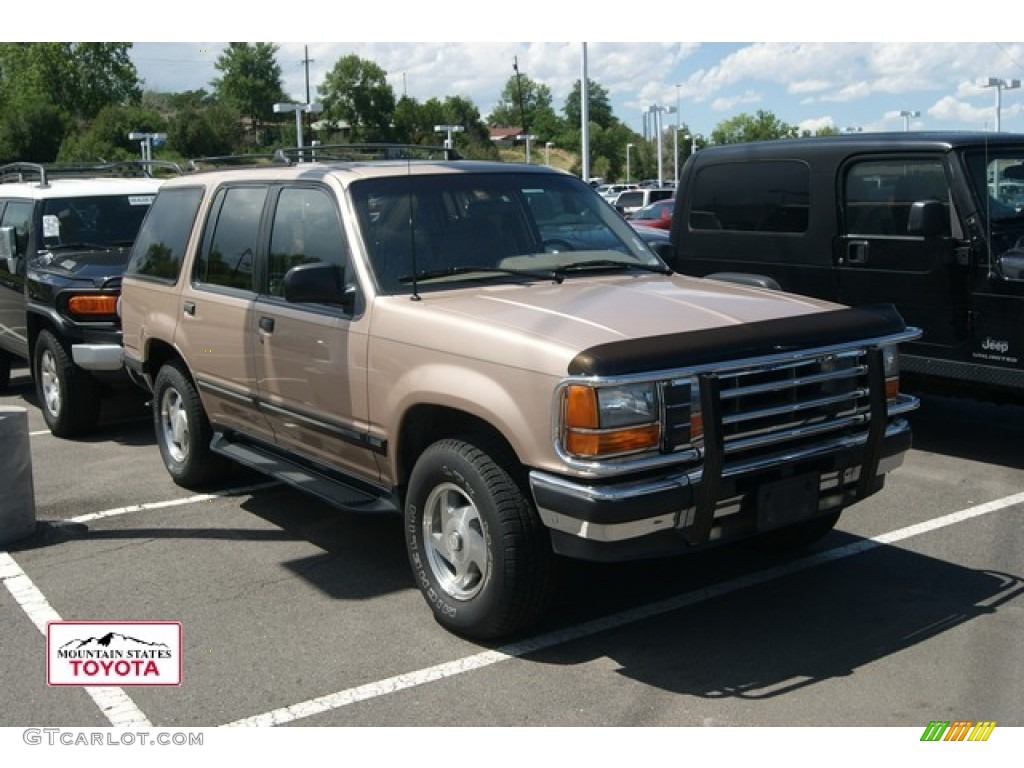 1994 Explorer XLT 4x4 - Mocha Frost Metallic / Tan photo #1