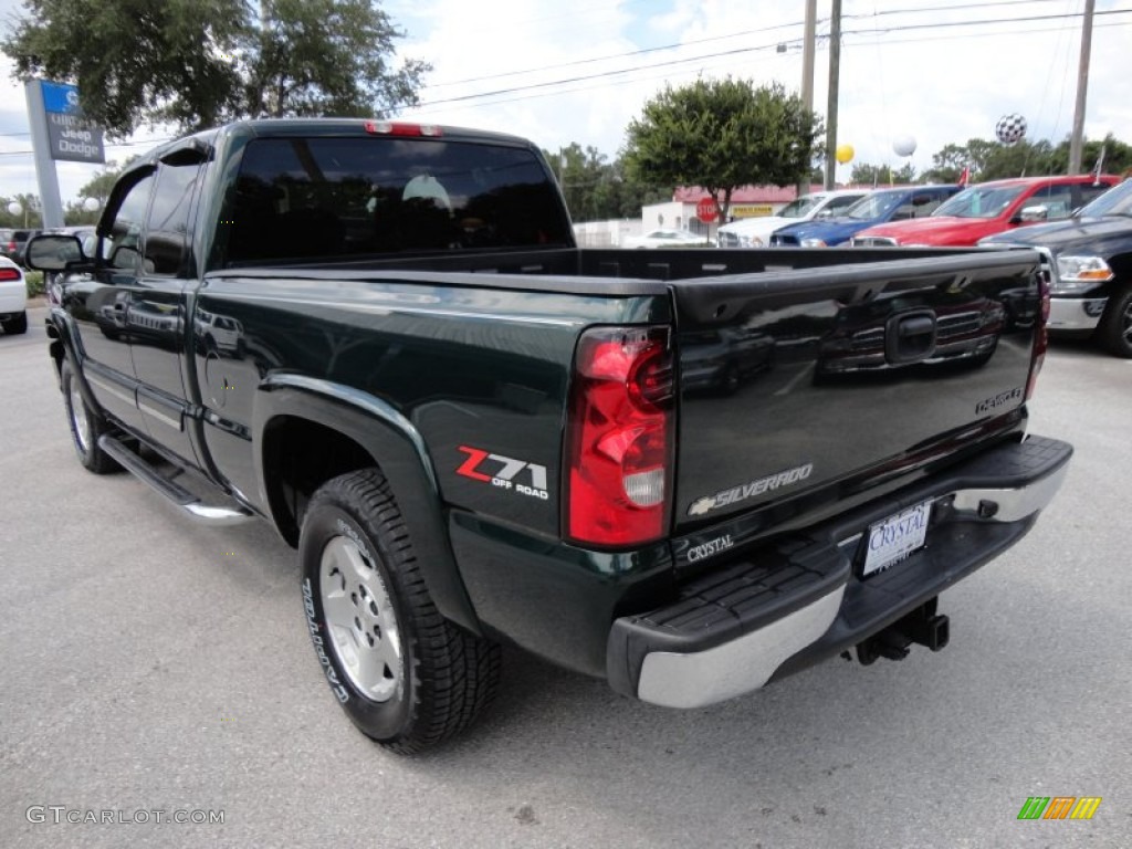 2005 Silverado 1500 Z71 Extended Cab 4x4 - Dark Green Metallic / Medium Gray photo #3