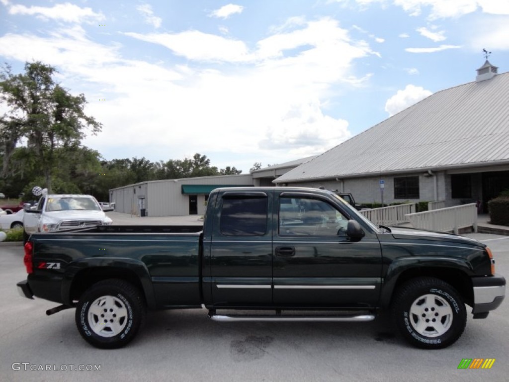 2005 Silverado 1500 Z71 Extended Cab 4x4 - Dark Green Metallic / Medium Gray photo #10