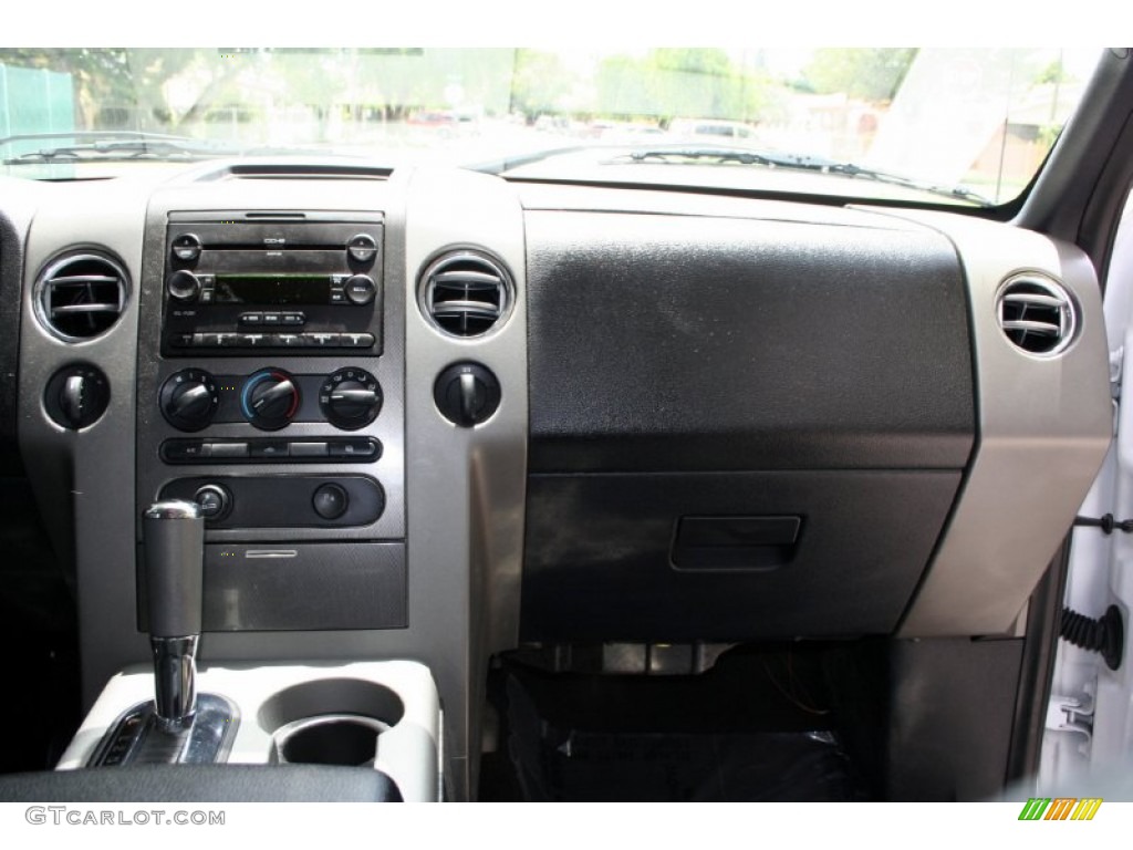 2006 F150 FX4 SuperCab 4x4 - Oxford White / Black photo #70