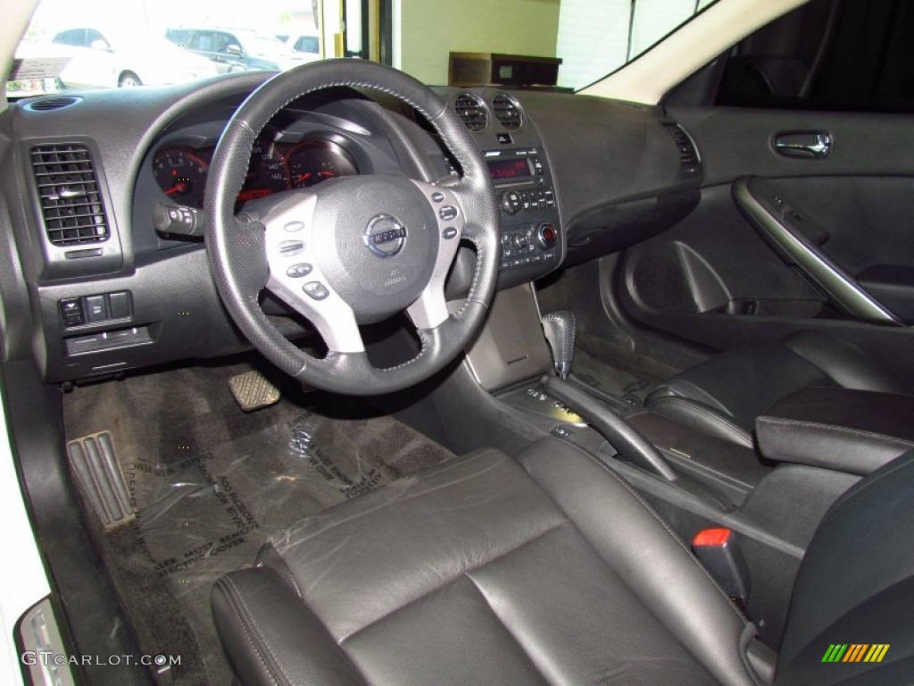 Charcoal Interior 2009 Nissan Altima 3.5 SE Coupe Photo #52051886