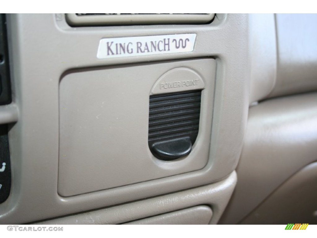 2004 F250 Super Duty King Ranch Crew Cab 4x4 - Oxford White / Castano Leather photo #89