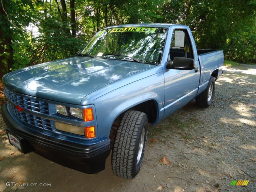 1988 C/K K1500 Regular Cab 4x4 - Light Stellar Blue Metallic / Blue photo #3