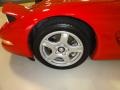 1999 Chevrolet Corvette Convertible Wheel and Tire Photo