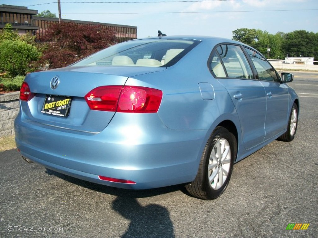 2011 Jetta SE Sedan - Glacier Blue Metallic / Cornsilk Beige photo #4