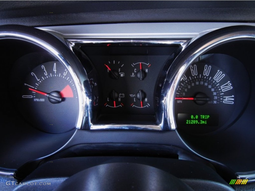 2007 Mustang GT Premium Convertible - Alloy Metallic / Dark Charcoal photo #26