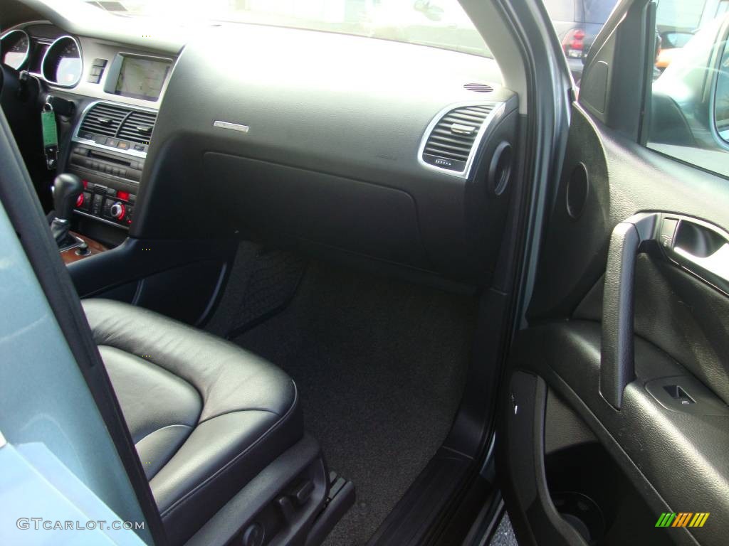 2007 Q7 4.2 quattro - Sycamore Green Metallic / Black photo #17