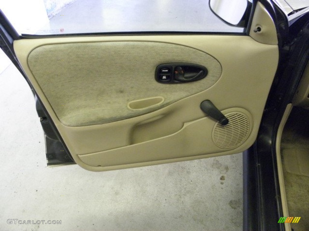 1998 Saturn S Series SL1 Sedan Tan Door Panel Photo #52062779
