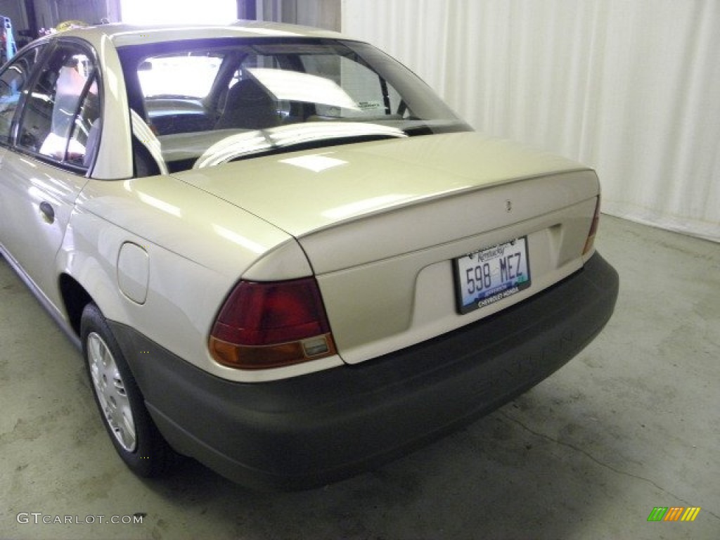 1998 S Series SL1 Sedan - Gold Metallic / Tan photo #10