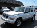 Light Graystone Pearl - Commander Limited 4x4 Photo No. 1