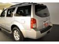 Silver Lightning - Pathfinder SE 4x4 Photo No. 4