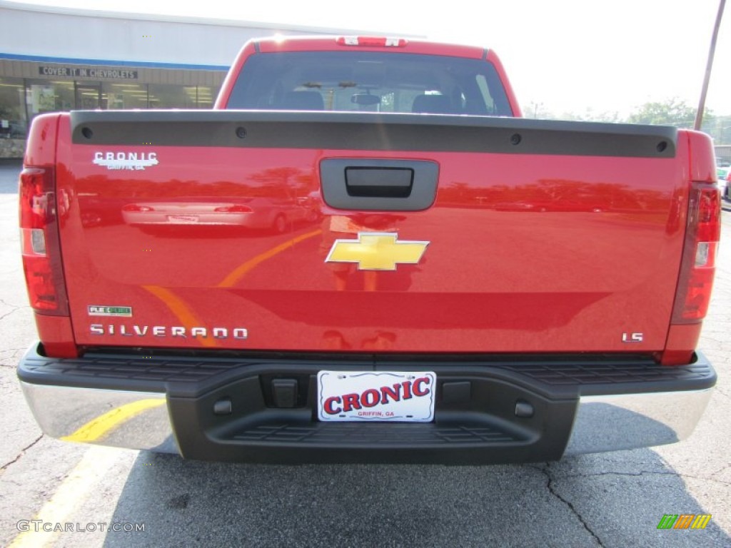 2011 Silverado 1500 LS Crew Cab - Victory Red / Dark Titanium photo #5