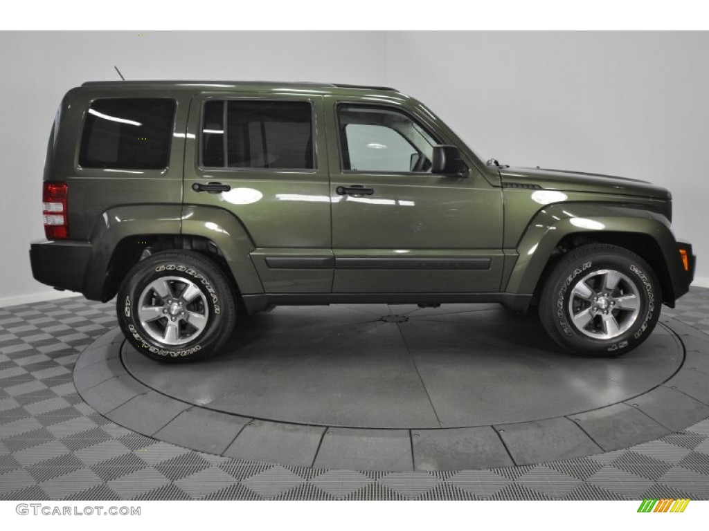 2008 Liberty Sport 4x4 - Jeep Green Metallic / Pastel Pebble Beige photo #6