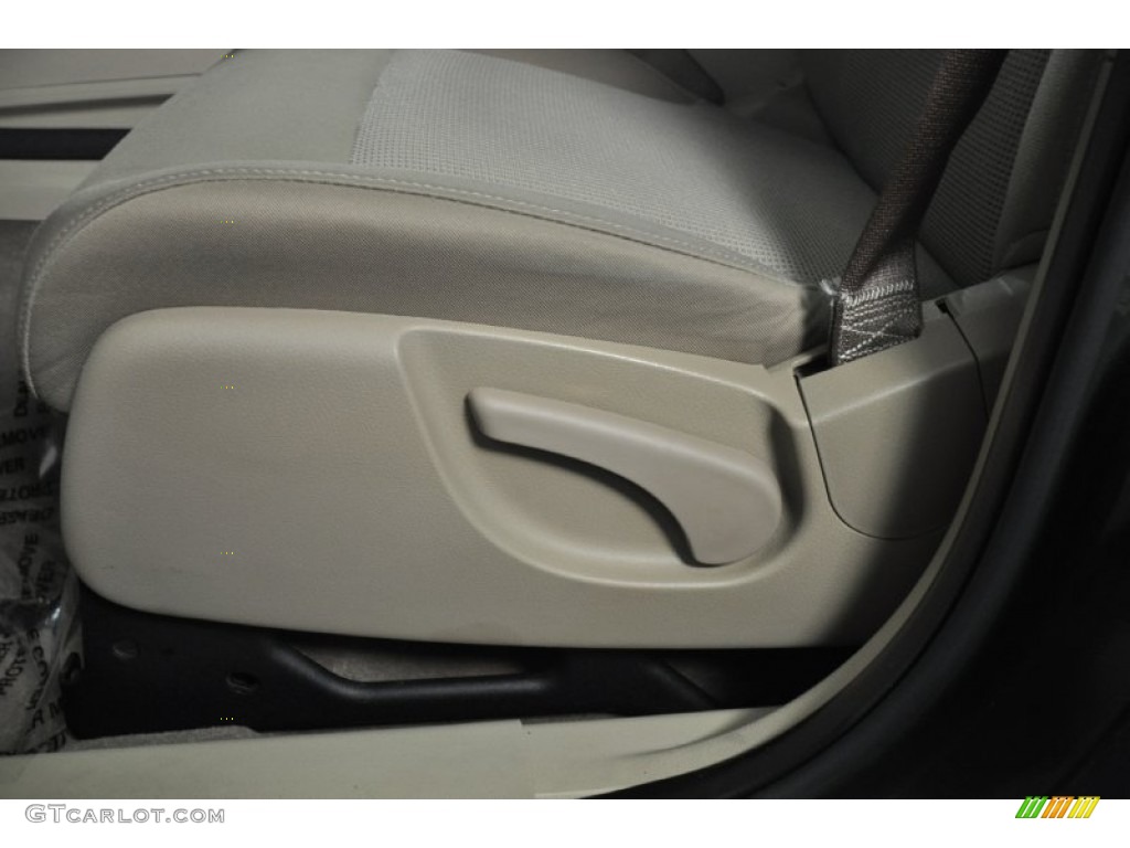 2008 Liberty Sport 4x4 - Jeep Green Metallic / Pastel Pebble Beige photo #14