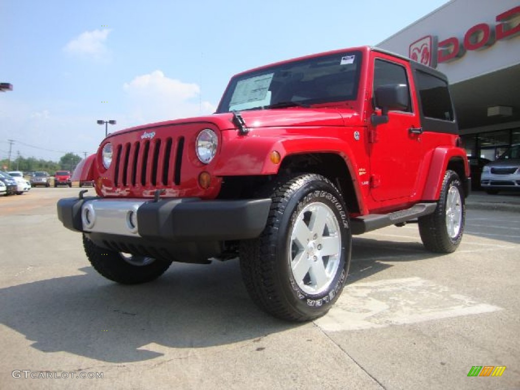 2011 Wrangler Sahara 4x4 - Flame Red / Black photo #7