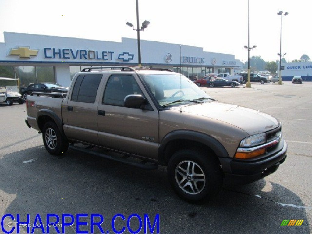 2004 S10 LS ZR5 Crew Cab 4x4 - Sandalwood Metallic / Graphite photo #1