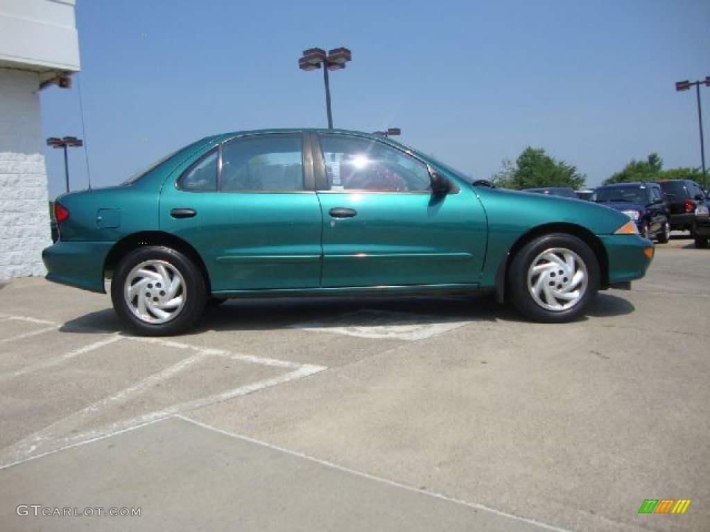 1999 Cavalier Sedan - Medium Green Metallic / Medium Gray photo #2