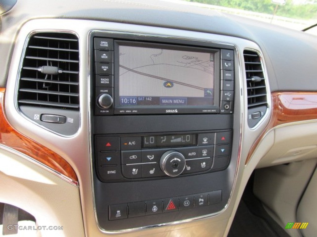 2011 Jeep Grand Cherokee Overland 4x4 Controls Photo #52070144