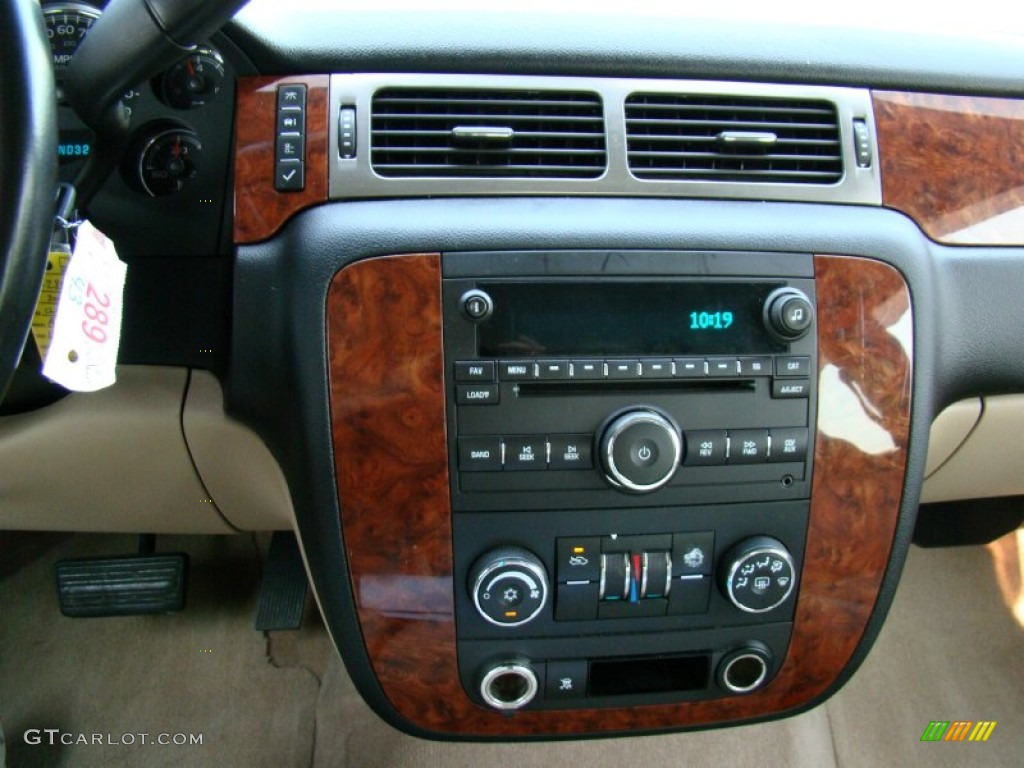2007 Chevrolet Avalanche LT Controls Photo #52071182