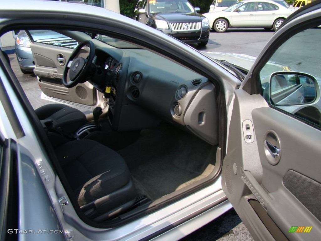 2005 Grand Prix Sedan - Galaxy Silver Metallic / Dark Pewter photo #14