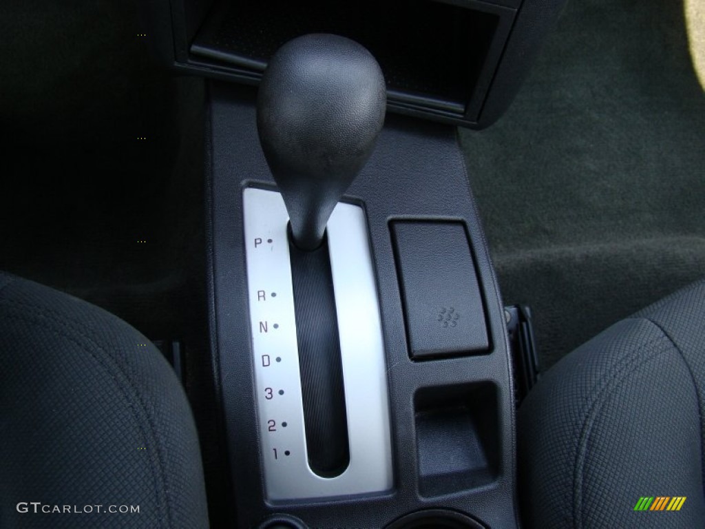 2005 Grand Prix Sedan - Galaxy Silver Metallic / Dark Pewter photo #22