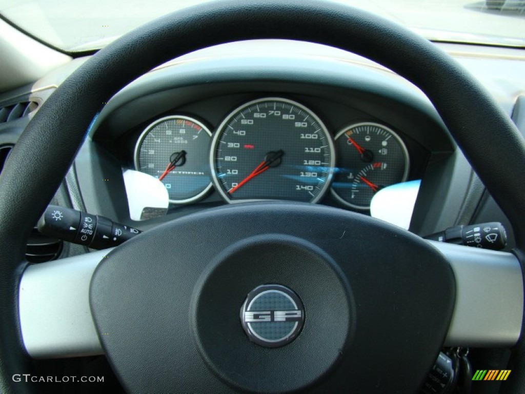 2005 Grand Prix Sedan - Galaxy Silver Metallic / Dark Pewter photo #23