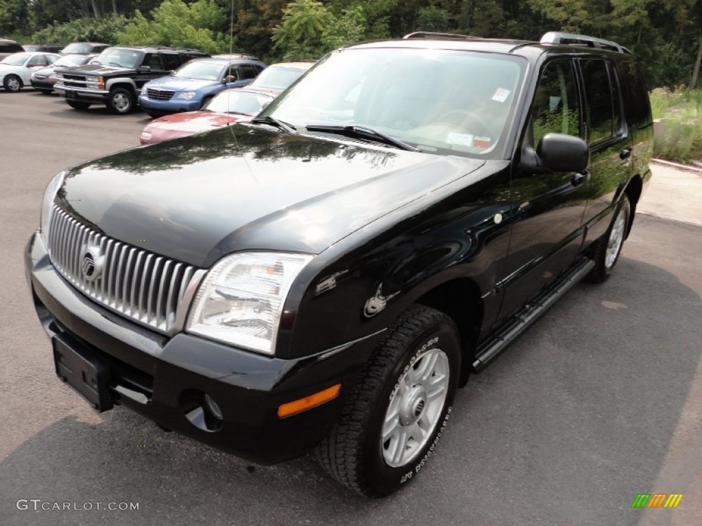 2004 Mountaineer V8 Premier AWD - Black Clearcoat / Medium Dark Parchment photo #3