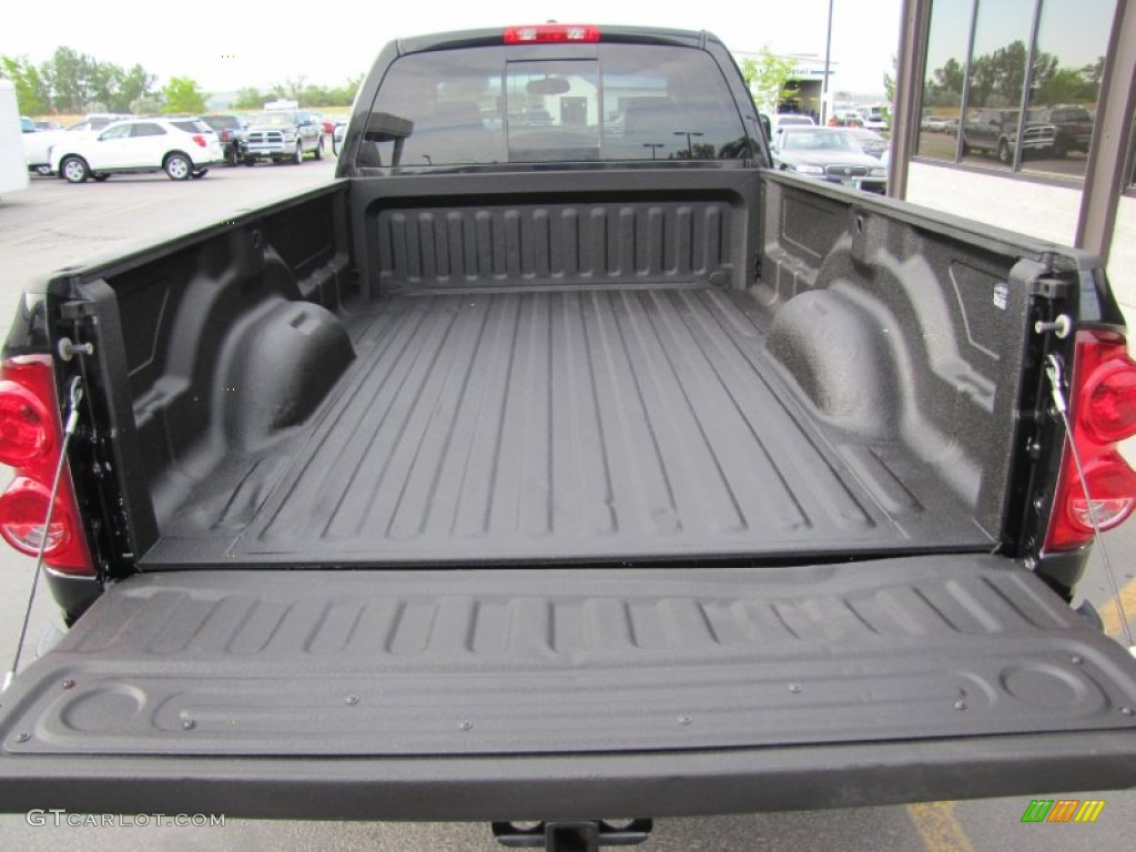 2007 Ram 3500 Laramie Quad Cab 4x4 - Brilliant Black Crystal Pearl / Medium Slate Gray photo #29