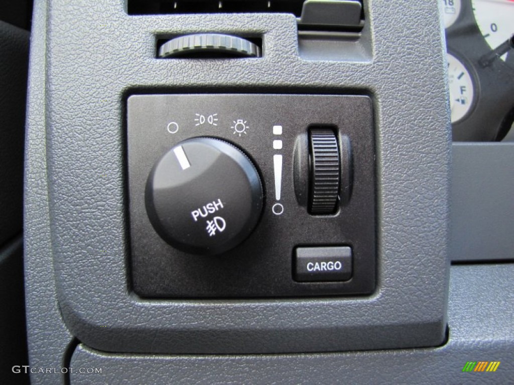 2008 Dodge Ram 3500 SLT Quad Cab 4x4 Controls Photo #52076747
