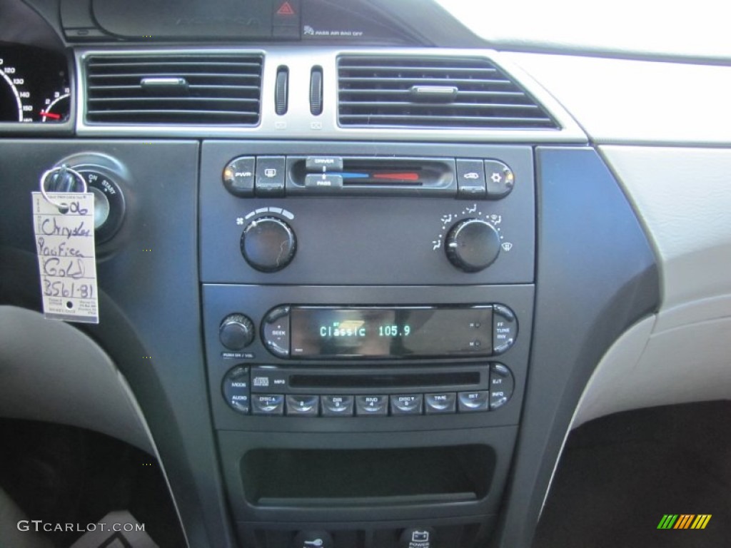 2006 Chrysler Pacifica AWD Controls Photo #52077227