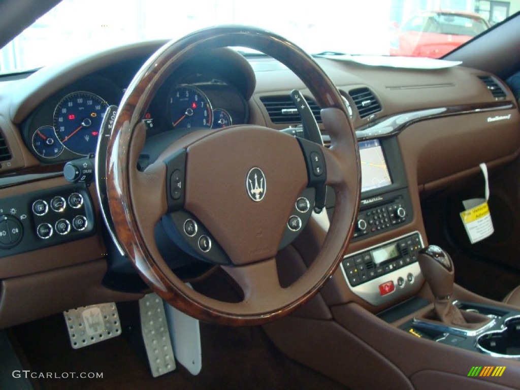 2010 Maserati GranTurismo Convertible GranCabrio Marrone Corniola Dashboard Photo #52077353
