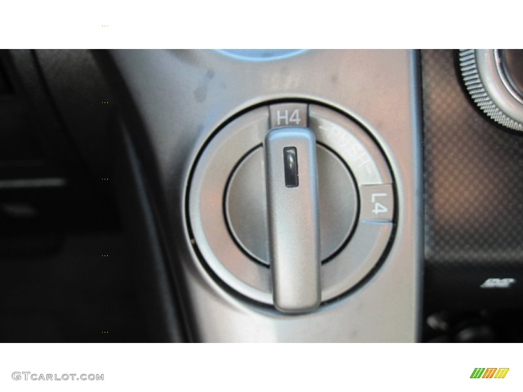 2008 Toyota Land Cruiser Standard Land Cruiser Model Controls Photo #52079999
