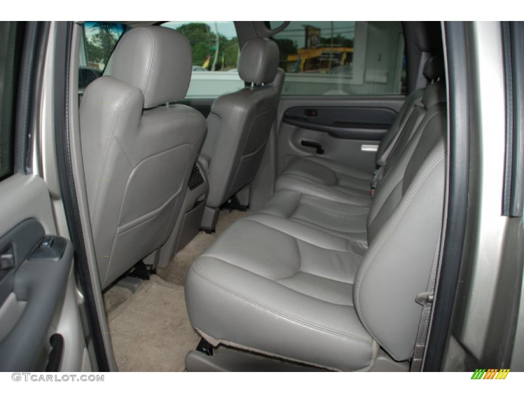 2003 Suburban 1500 LT - Light Pewter Metallic / Tan/Neutral photo #20