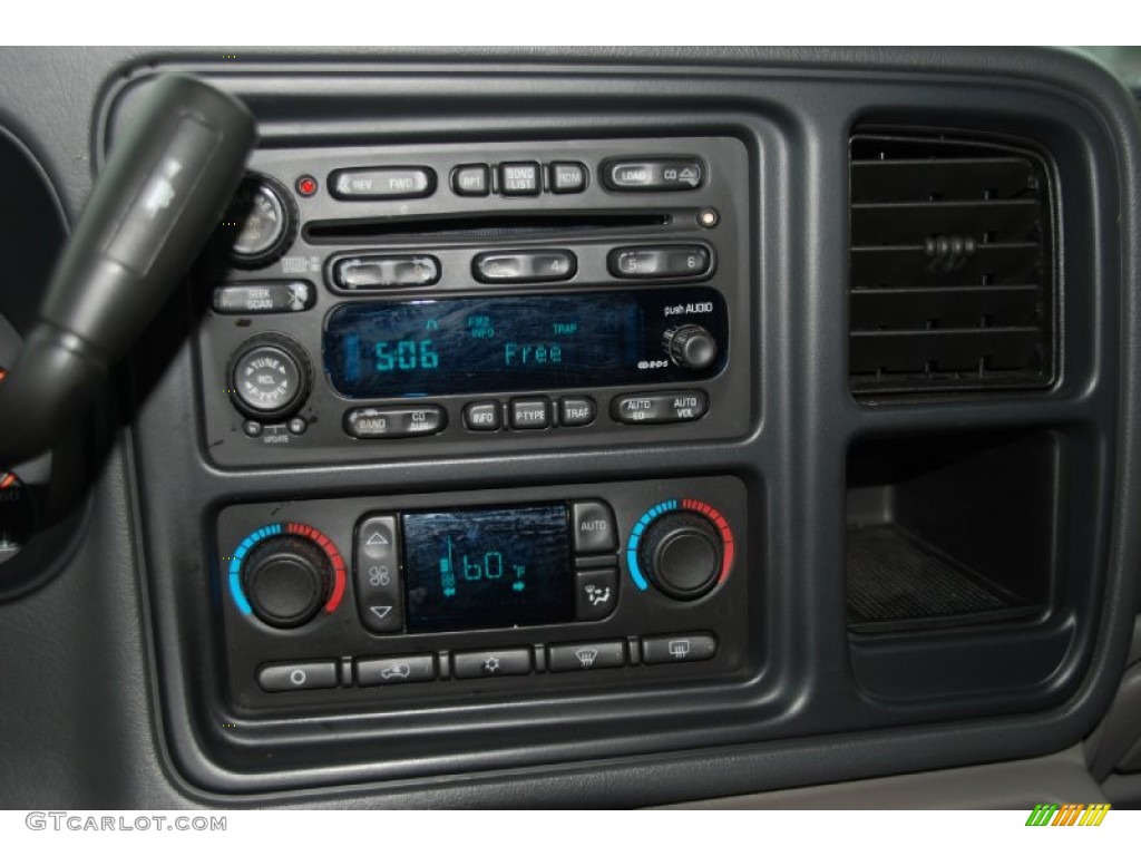 2003 Suburban 1500 LT - Light Pewter Metallic / Tan/Neutral photo #26